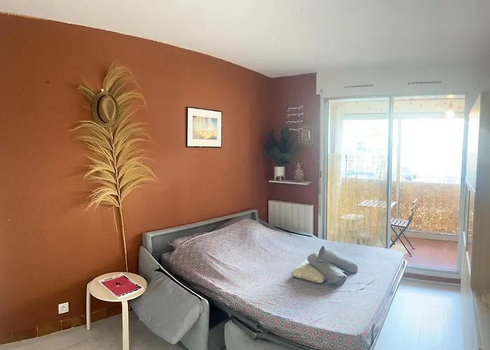 Boheme - Self Check-in - *